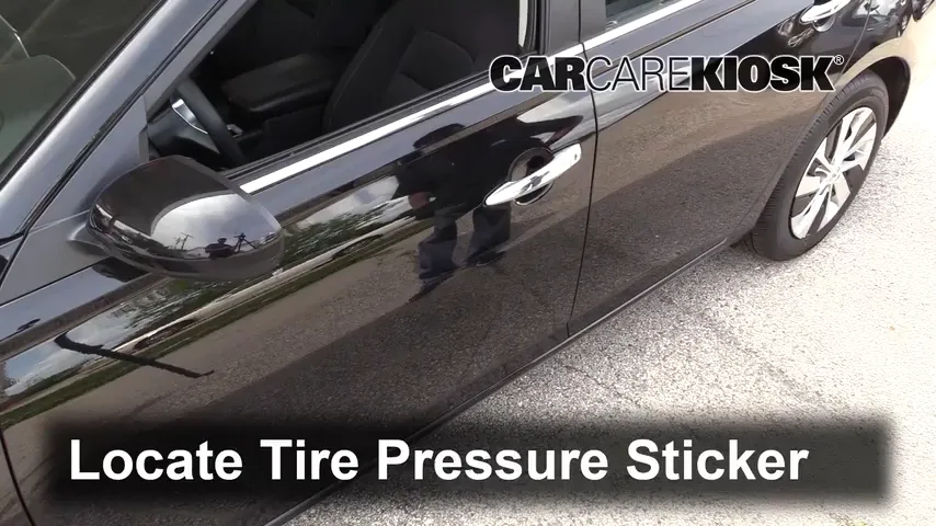 2019 Nissan Altima S 2.5L 4 Cyl. Tires & Wheels Check Tire Pressure